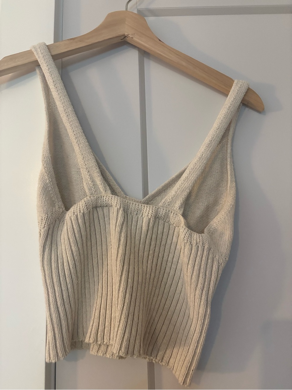 KOTN Cream Rib Knit V‑Neck Tank Top - Picture 2 of 3